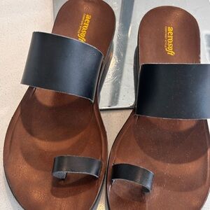 Aerosoft Black Women's Slide Sandals